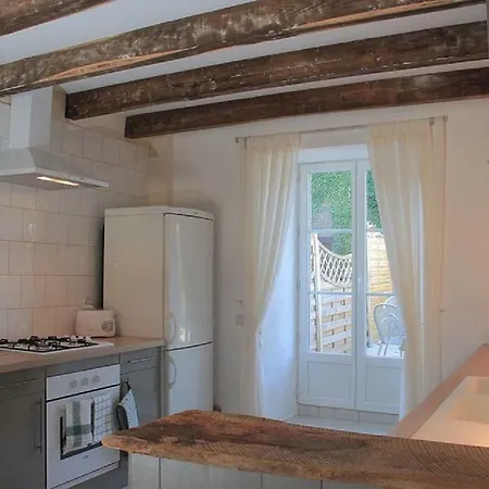 Dom wakacyjny La Bucherie *